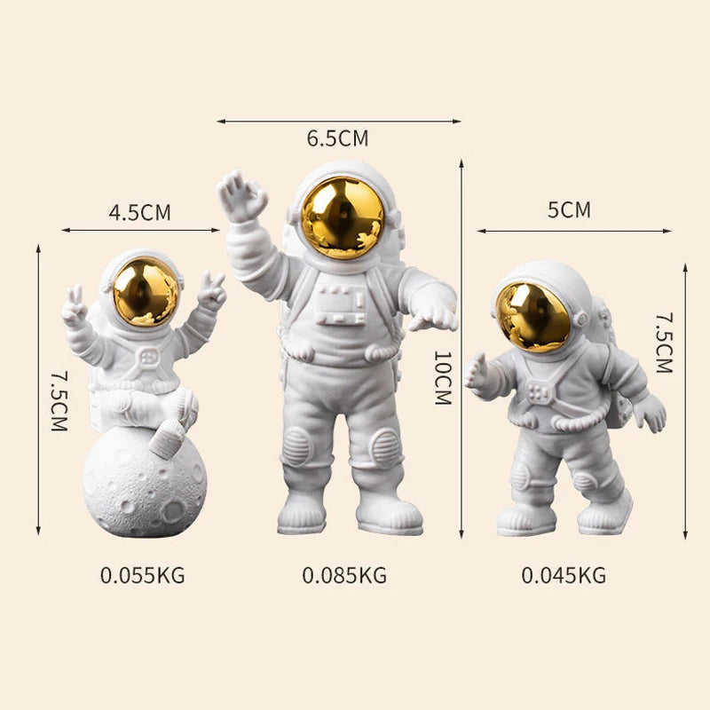 Astronaut Ornament Yellow Moon Ambient Light Office Wine Cooler Decorations Modern Astronaut Desktop Ornaments Modeling